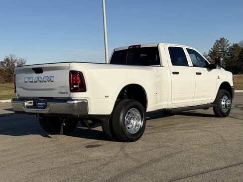 Used 2025 RAM 3500 Tradesman image 27