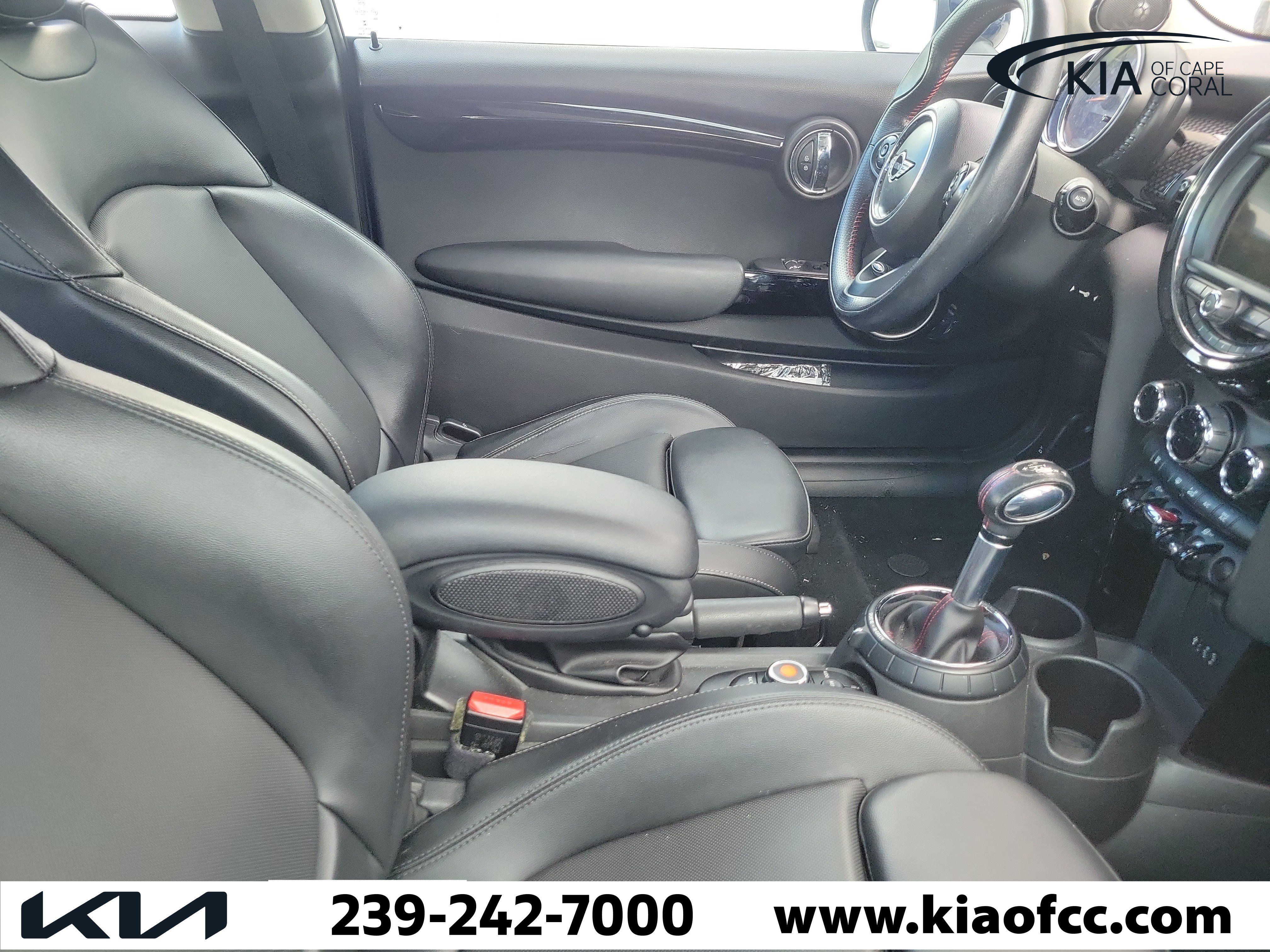 Used 2015 MINI Cooper S FWD image 9