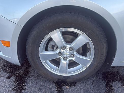 Used 2013 Chevrolet Cruze LT image 9