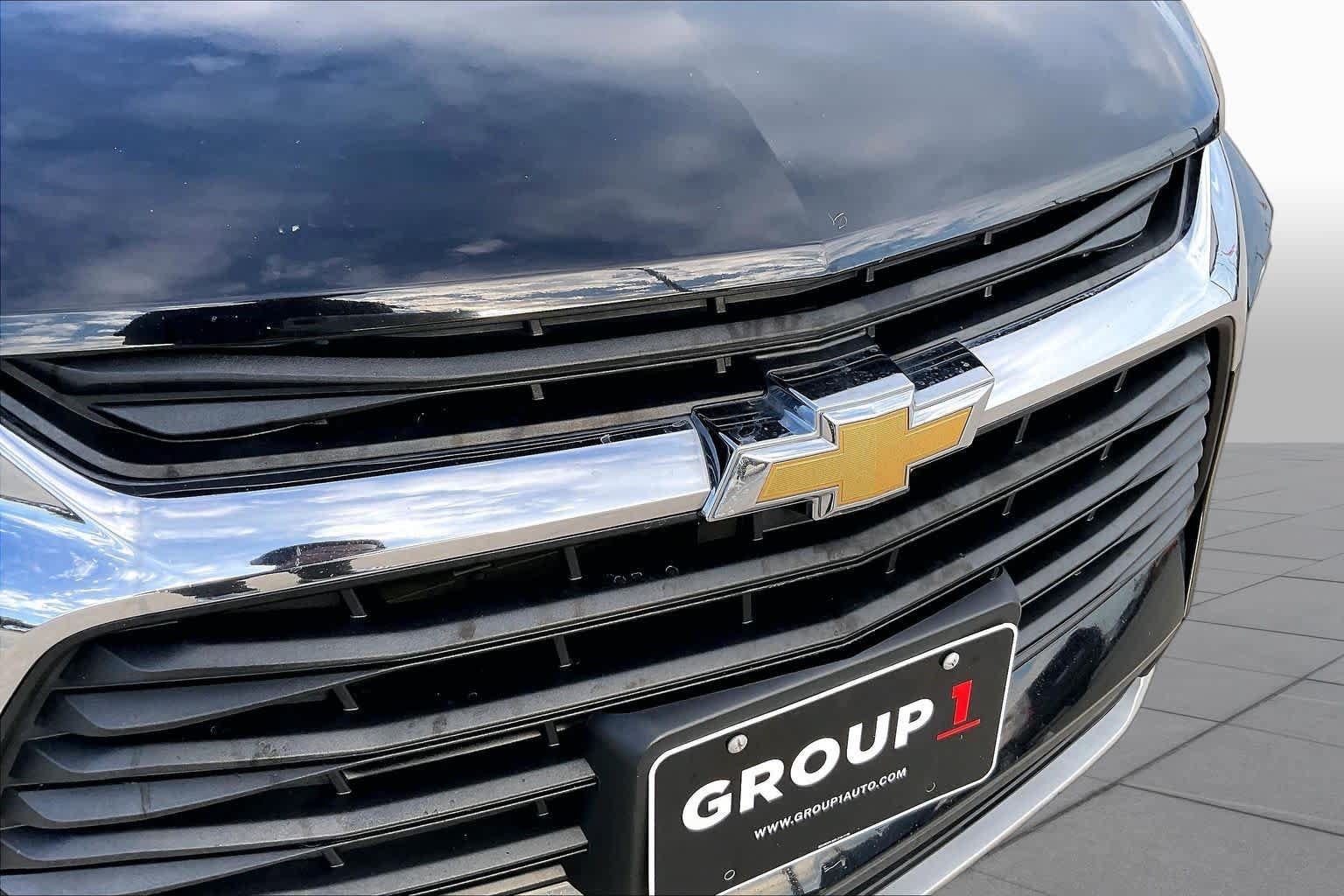 Used 2020 Chevrolet Blazer LT FWD image 29