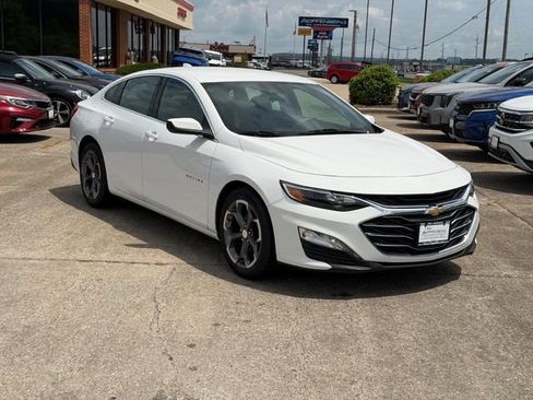 Used 2024 Chevrolet Malibu LT FWD image 1