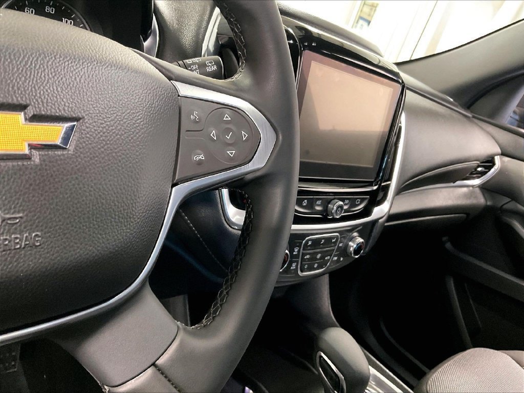 Used 2023 Chevrolet Traverse LT AWD/4WD image 24