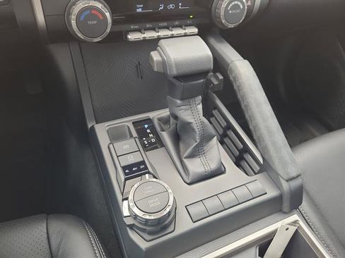 New 2026 Toyota 4Runner SR5 image 34