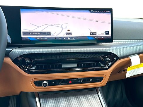 New 2026 BMW 330i Sedan w/ Premium Package RWD image 22