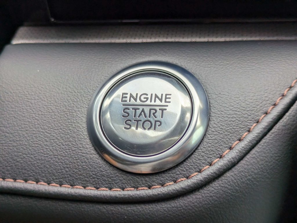 New 2026 Lincoln Nautilus Premier AWD/4WD image 30