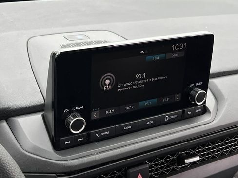 Used 2023 Honda Accord EX image 12