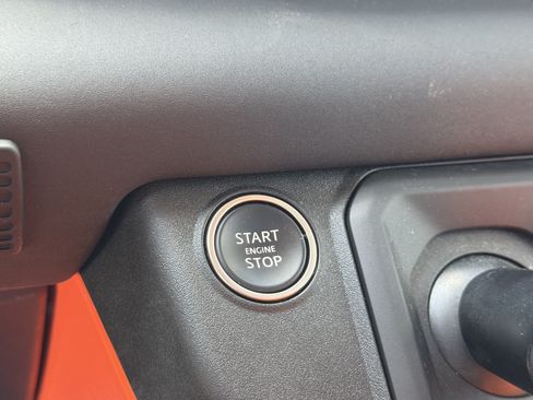 Used 2024 Land Rover Defender 90 S AWD/4WD image 63