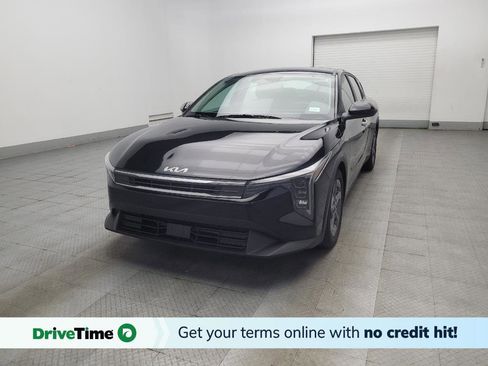 Used 2025 Kia K4 LXS image 1