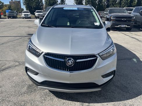 Used 2021 Buick Encore Preferred w/ Safety Package image 2