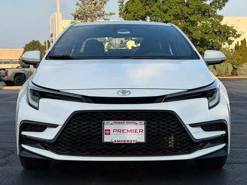 Certified 2026 Toyota Corolla SE w/ SE Package FWD image 9