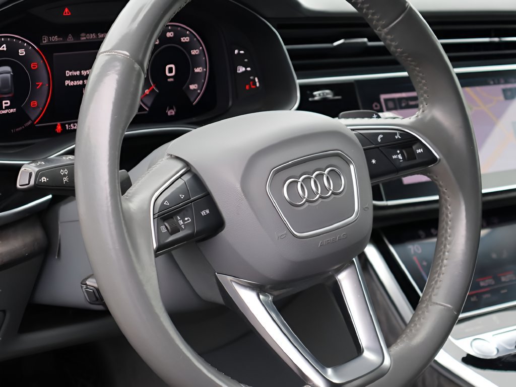 Used 2019 Audi Q8 Prestige w/ Luxury Package AWD/4WD image 21