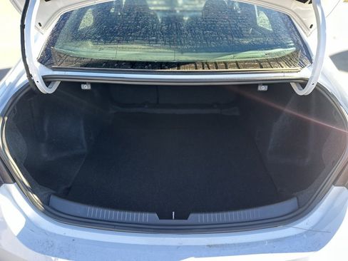 Used 2023 Chevrolet Malibu LT image 11