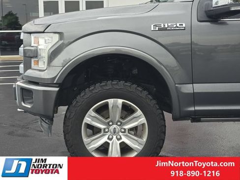 Used 2017 Ford F150 Platinum w/ Equipment Group 701A Luxury AWD/4WD image 9