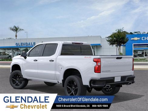 New 2026 Chevrolet Silverado 1500 LT Trail Boss w/ Convenience Package II image 3