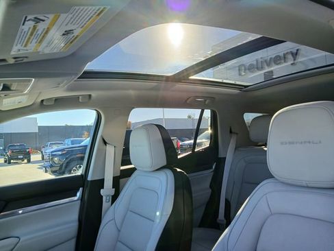 New 2026 GMC Terrain Denali w/ LPO, Floor Liner Package image 31