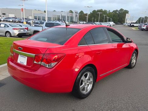 Used 2014 Chevrolet Cruze LT w/ Technology Package FWD image 12