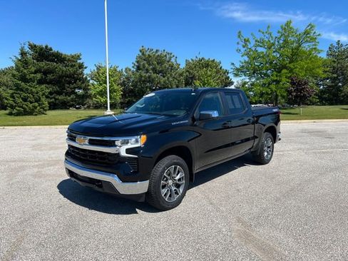 Used 2026 Chevrolet Silverado 1500 LT AWD/4WD image 1