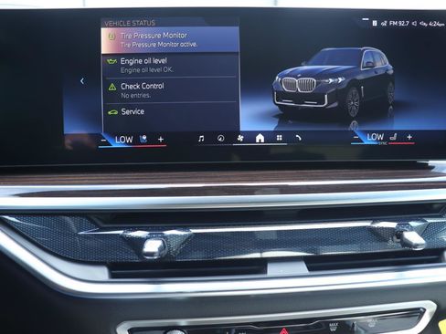 New 2026 BMW X5 sDrive40i w/ Climate Comfort Package RWD image 36