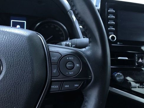 Used 2023 Toyota Camry SE image 19