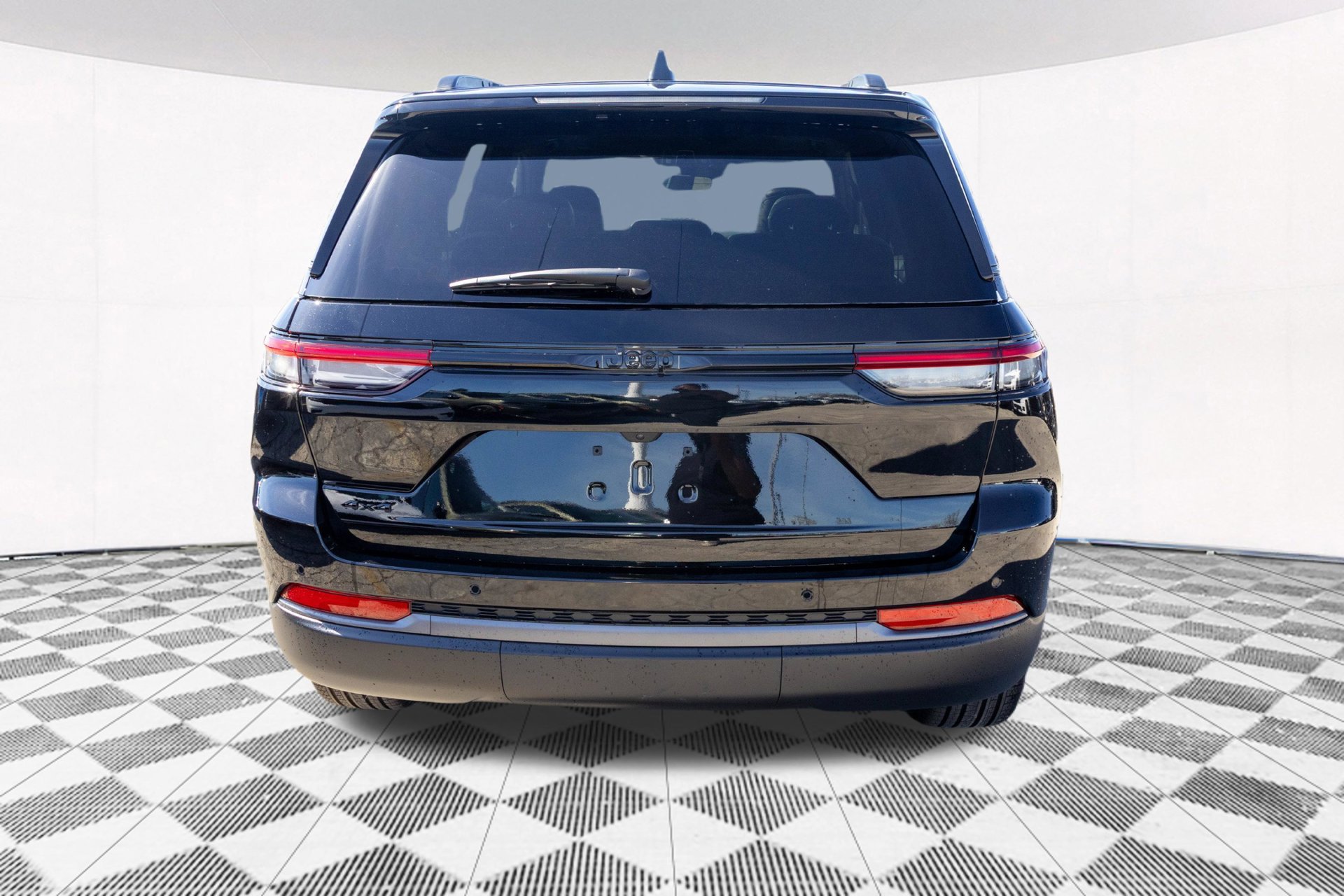 New 2026 Jeep Grand Cherokee Limited w/ Limited Altitude Package AWD/4WD image 15