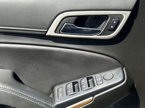 Used 2019 GMC Yukon Denali image 23