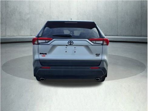 Certified 2022 Toyota RAV4 XLE image 27