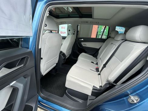 Used 2019 Volkswagen Tiguan SE w/ Panoramic Sunroof Package AWD/4WD image 17