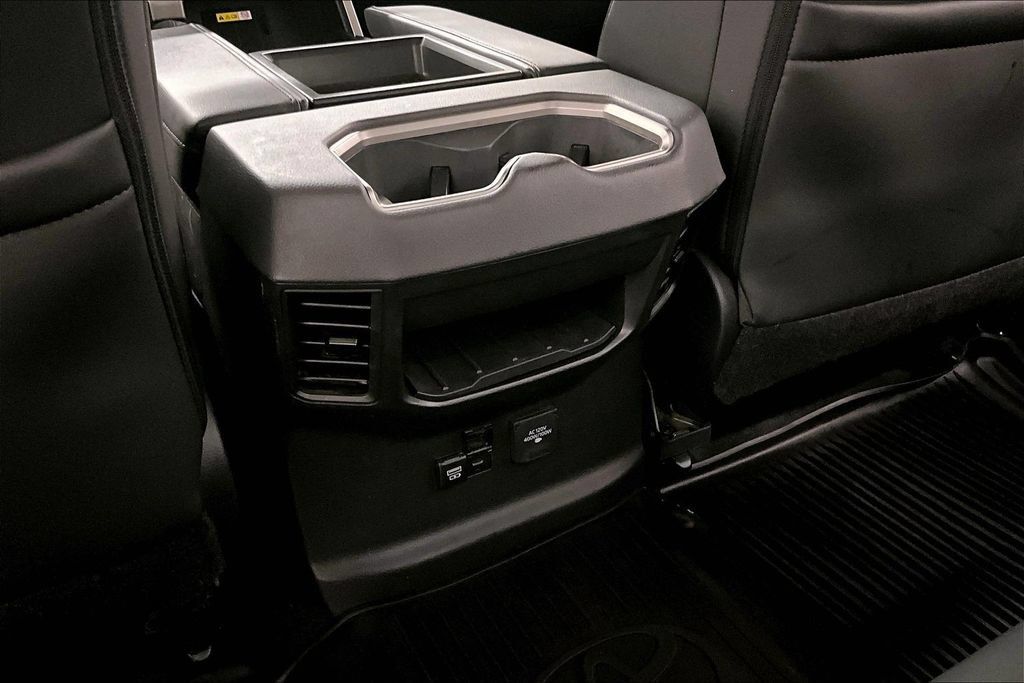 Used 2023 Toyota Tundra Limited AWD/4WD image 11