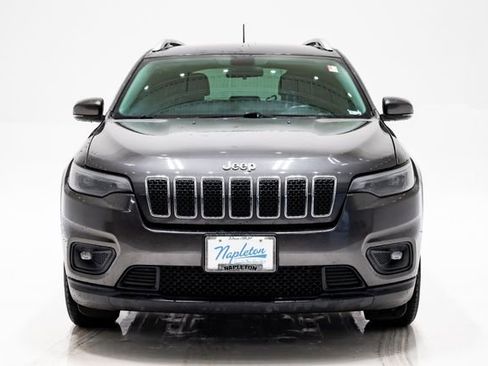 Used 2019 Jeep Cherokee Latitude Plus FWD image 4