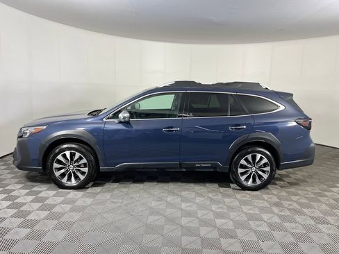 Used 2025 Subaru Outback Touring XT AWD/4WD image 9