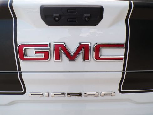 Used 2024 GMC Sierra 1500 Pro w/ Pro Value Package AWD/4WD image 17