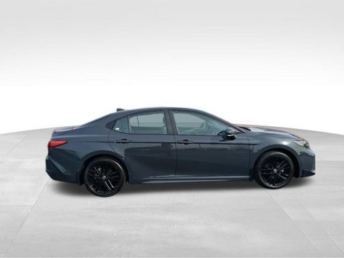 Used 2025 Toyota Camry SE w/ Convenience Package AWD/4WD image 6