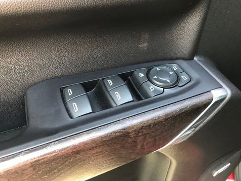Certified 2021 GMC Sierra 1500 Denali w/ Denali Ultimate Package AWD/4WD image 18