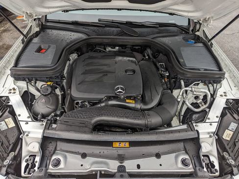 Used 2022 Mercedes-Benz GLC 300 4MATIC image 49