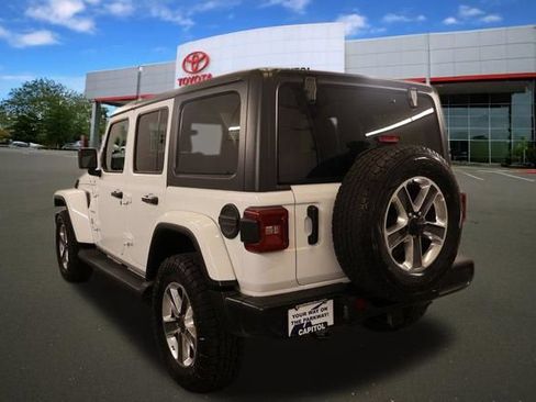 Used 2021 Jeep Wrangler Unlimited Sahara AWD/4WD image 5