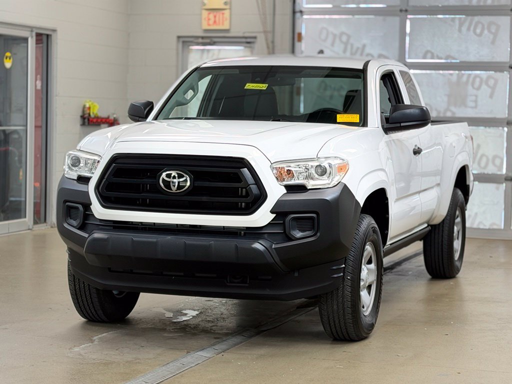 Used 2020 Toyota Tacoma SR AWD/4WD image 3