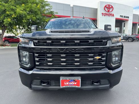 Used 2021 Chevrolet Silverado 2500 Custom w/ Custom Value Package AWD/4WD image 6