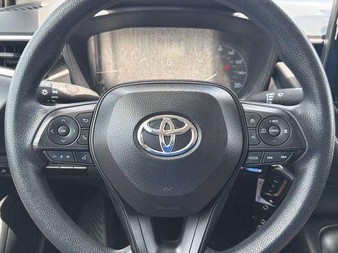 Used 2024 Toyota Corolla LE FWD image 22