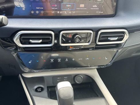 New 2026 Nissan Sentra SL w/ Floor Mat Package image 30