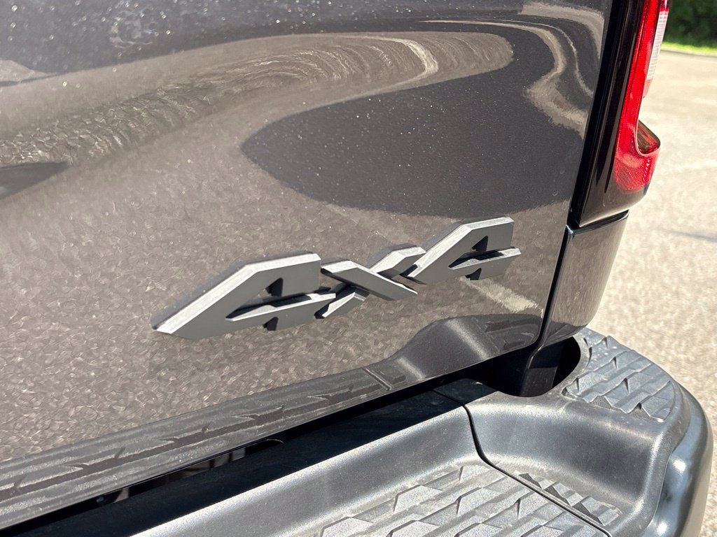 New 2026 RAM 3500 Tradesman AWD/4WD image 8