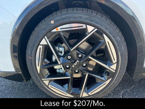 New 2025 Kia K4 GT-Line w/ GT-Line Premium Package image 9