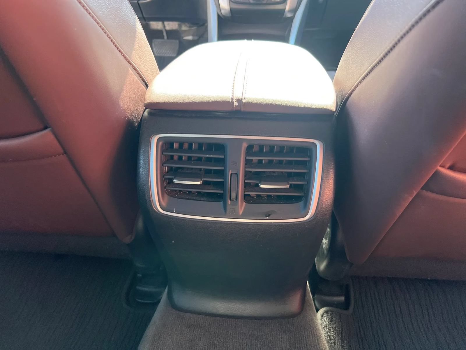Used 2015 Acura TLX w/ Technology Package FWD image 26
