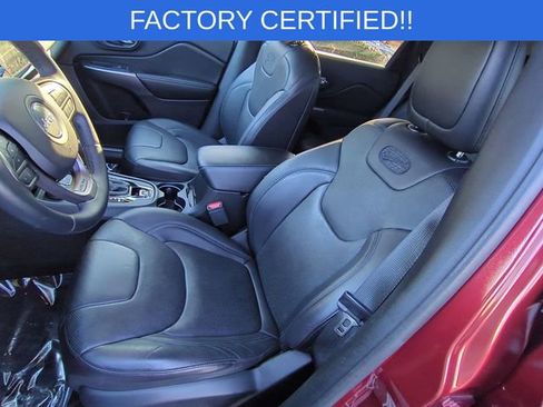 Certified 2019 Jeep Cherokee Overland image 22