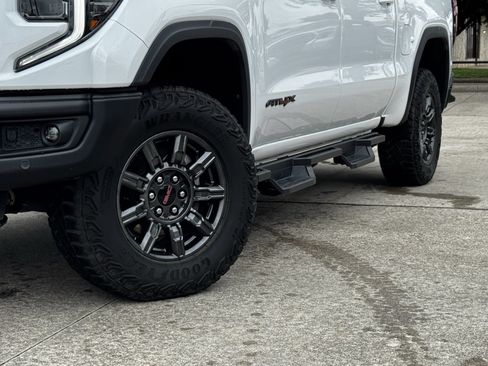 Used 2024 GMC Sierra 1500 AT4X AWD/4WD image 12