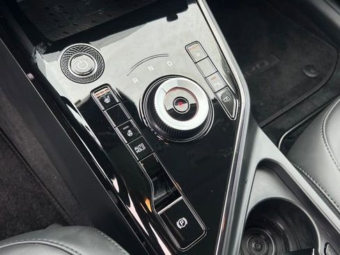 Certified 2025 Kia Niro Wind w/ Wind Preserve Package image 21