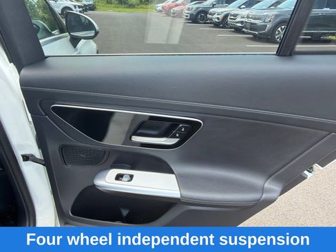 Used 2023 Mercedes-Benz GLC 300 4MATIC image 24