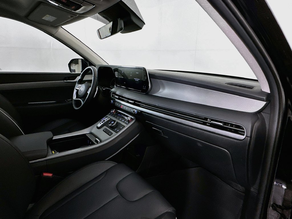 Certified 2025 Hyundai Palisade XRT FWD image 32