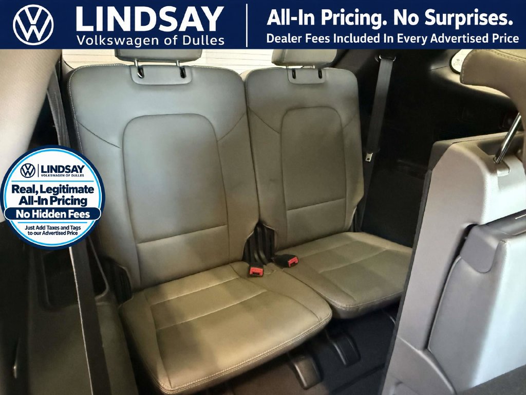 Used 2016 Hyundai Santa Fe SE w/ Option Group 03 AWD/4WD image 13
