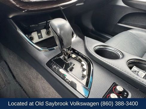 Used 2014 Toyota Avalon XLE Touring image 34