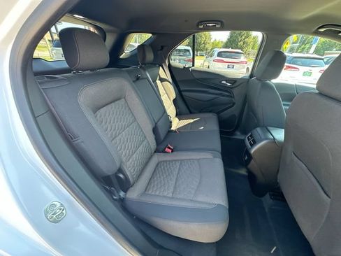 Used 2018 Chevrolet Equinox LT FWD image 28